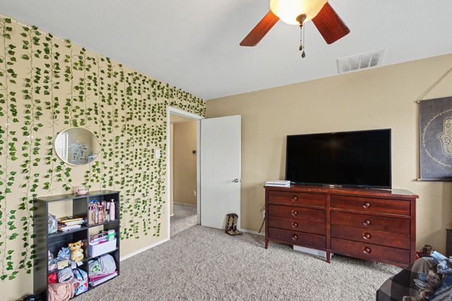 1330 Vireo Court, Aubrey, TX 76227