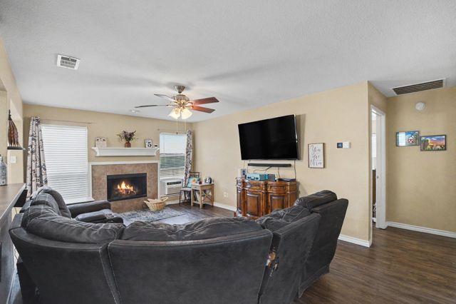 1330 Vireo Court, Aubrey, TX 76227