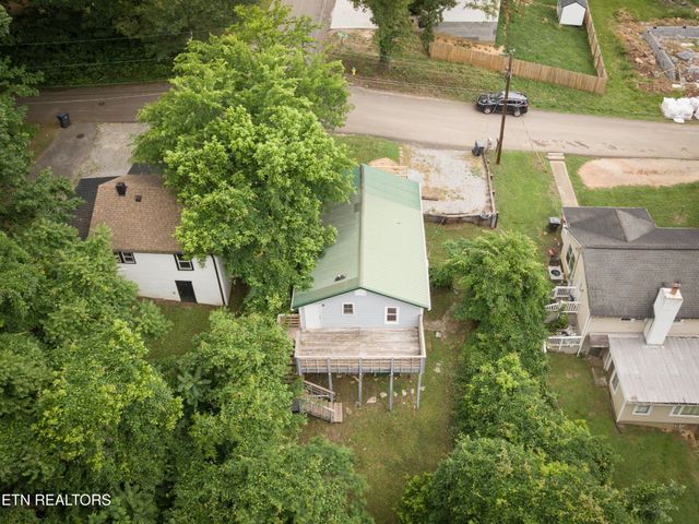 112 Pelham Rd, Knoxville, TN 37914