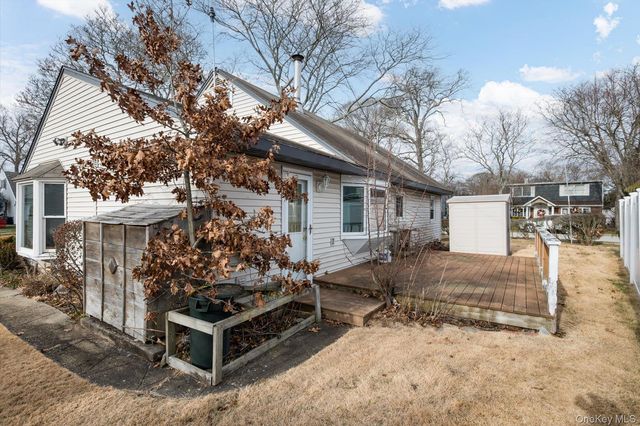 1691 Lehigh Road, Wantagh, NY 11793