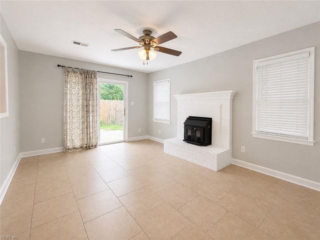 1821 Durham West, Virginia Beach, VA 23454