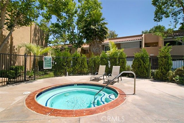 1101 W Macarthur 244, Santa Ana, CA 92707