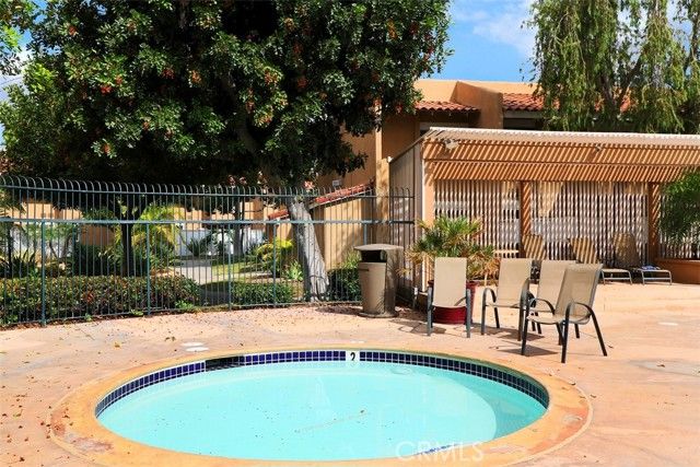 1101 W Macarthur 244, Santa Ana, CA 92707