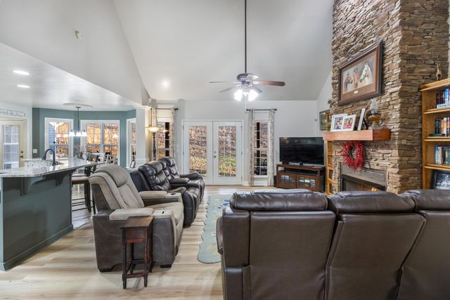 940 Van Davis Road NW, Georgetown, TN 37336