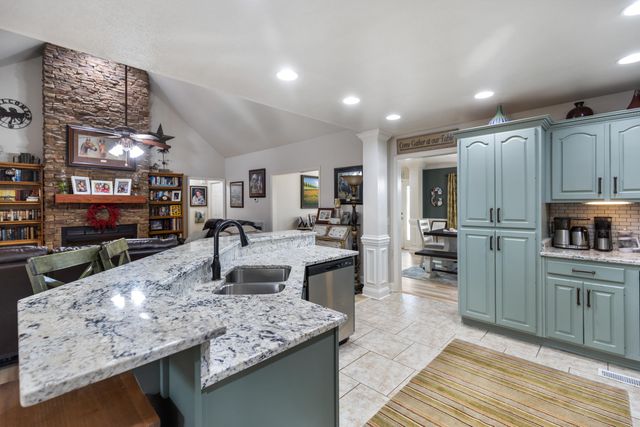 940 Van Davis Road NW, Georgetown, TN 37336