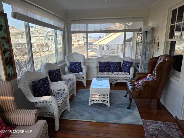 41 Brighton Avenue, Seaside Park, NJ 08752