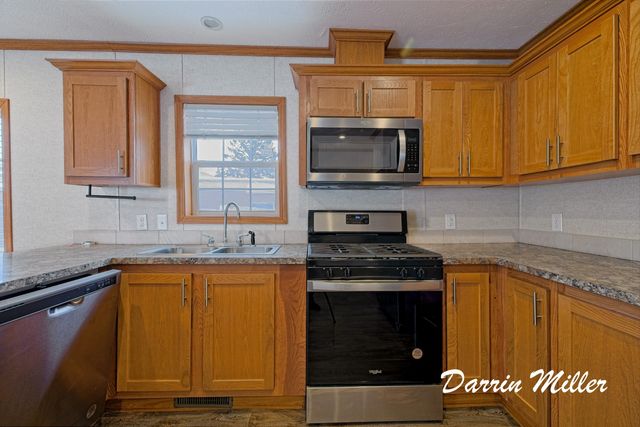 333 E Lakewood Boulevard 104, Holland, MI 49424