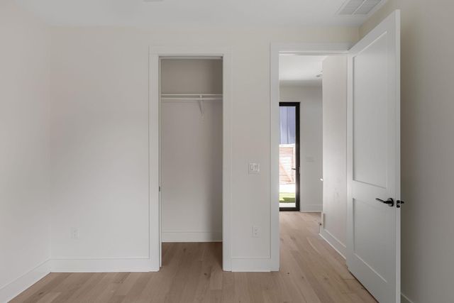 3306 Larry LN B, Austin, TX 78722
