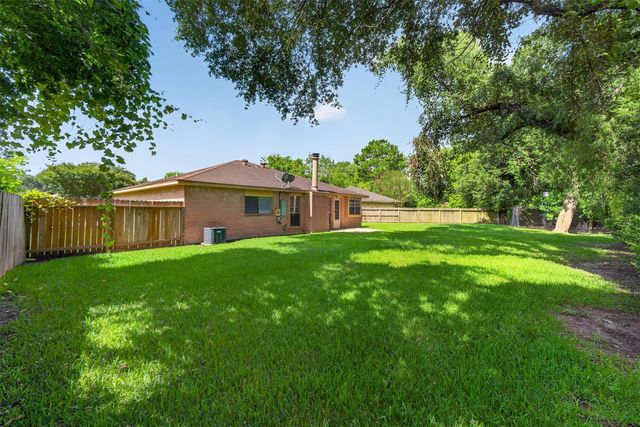 11746 Apple Bough Circle, Houston, TX 77067