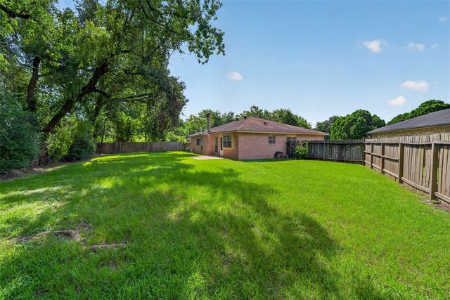 11746 Apple Bough Circle, Houston, TX 77067