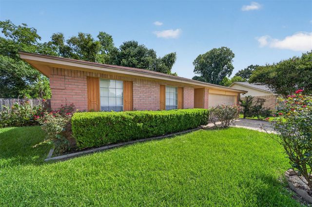 11746 Apple Bough Circle, Houston, TX 77067