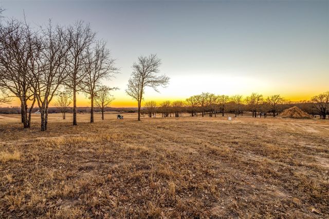 1031 Estancia Boulevard, Weatherford, TX 76088