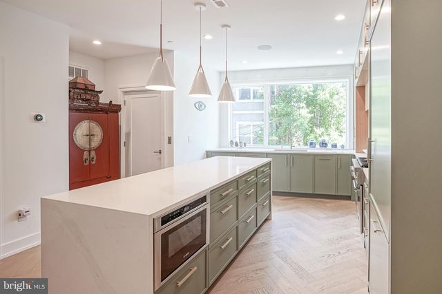 622 S CLARION ST, Philadelphia, PA 19147