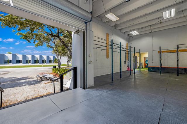 1410 SW, Pompano Beach, FL 33069