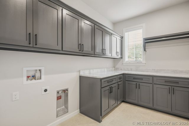 30601 E 63rd Street S, Broken Arrow, OK 74014