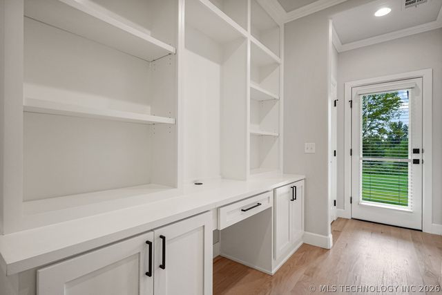 30601 E 63rd Street S, Broken Arrow, OK 74014