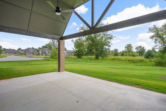 30601 E 63rd Street S, Broken Arrow, OK 74014