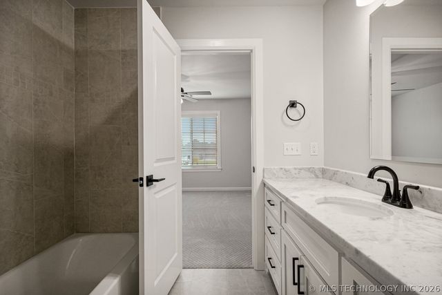 30601 E 63rd Street S, Broken Arrow, OK 74014