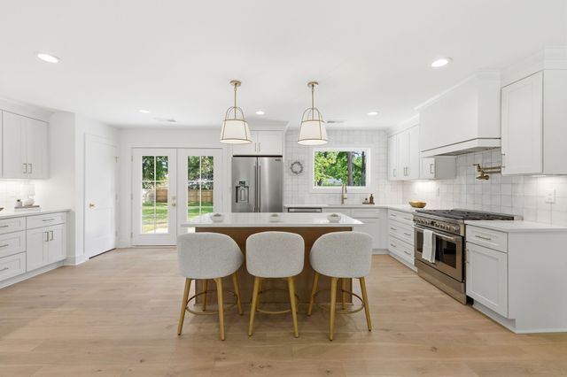 344 Blackman Rd, Nashville, TN 37211