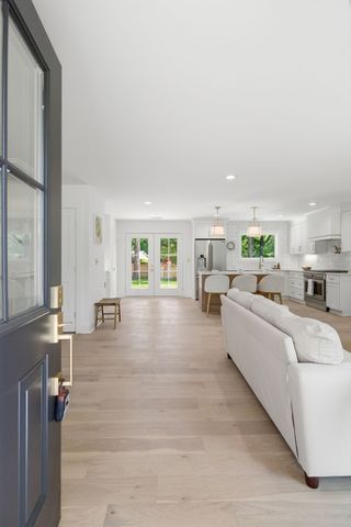344 Blackman Rd, Nashville, TN 37211
