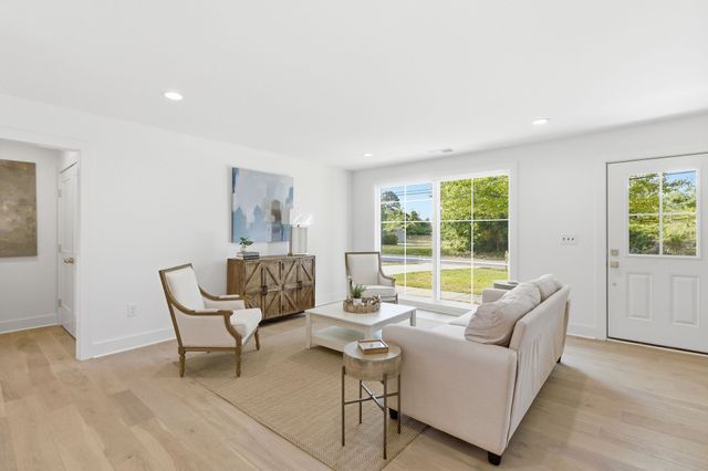 344 Blackman Rd, Nashville, TN 37211
