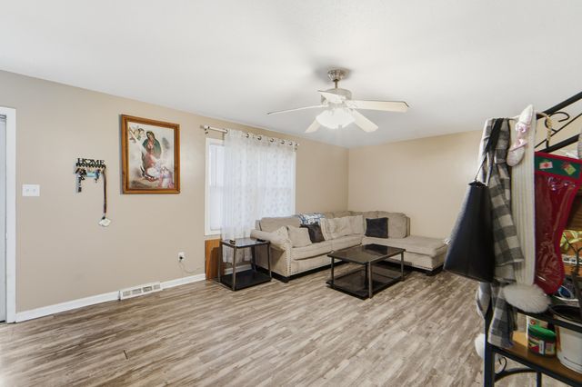 4416 SE 6th Street, Des Moines, IA 50315