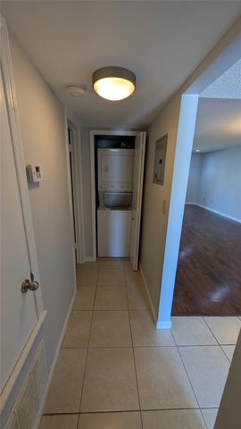 2882 PLAZA TERRACE DRIVE 2882, Orlando, FL 32803