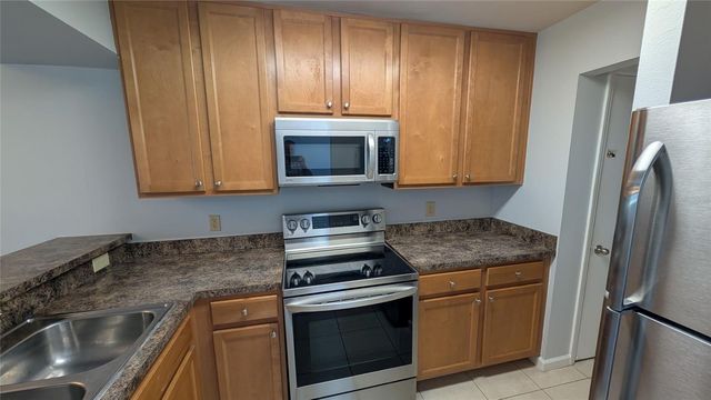 2882 PLAZA TERRACE DRIVE 2882, Orlando, FL 32803