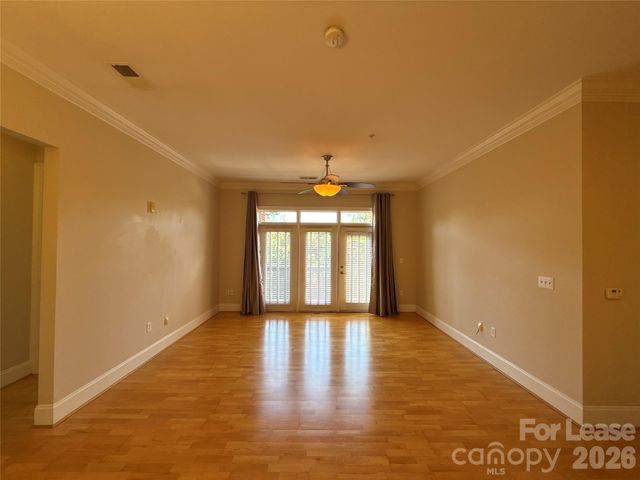 2988 Selwyn Avenue, Charlotte, NC 28209