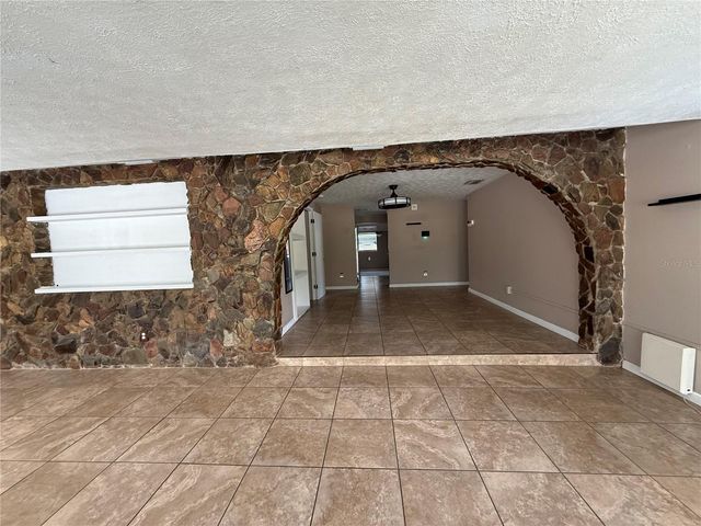 6014 SOUTHERN COMFORT BOULEVARD, Tampa, FL 33634