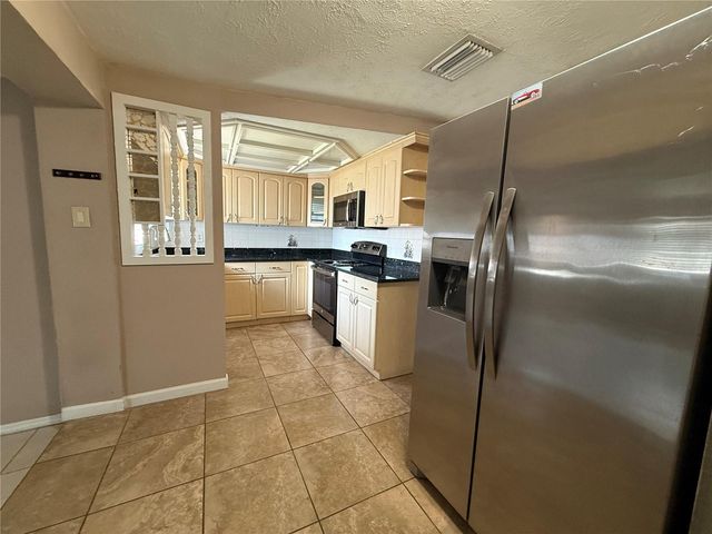 6014 SOUTHERN COMFORT BOULEVARD, Tampa, FL 33634