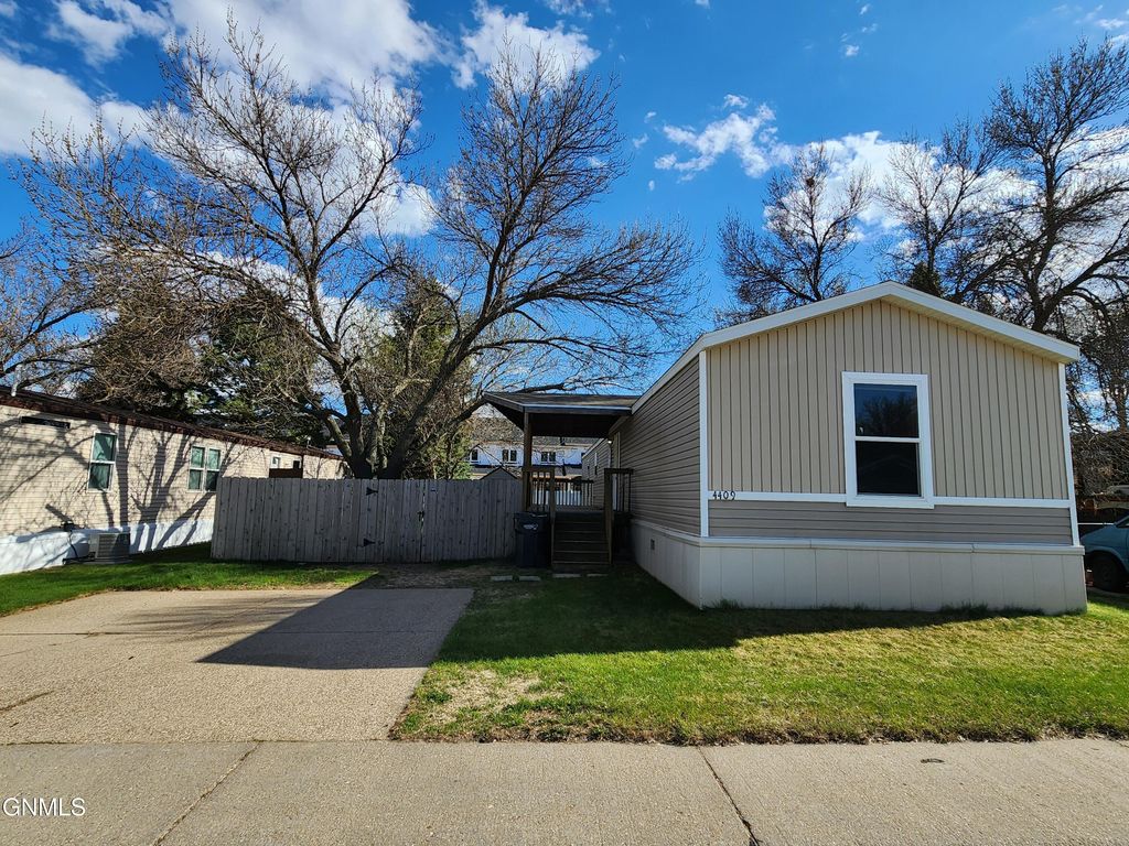 4409 Patriot Drive, Bismarck, ND 58503