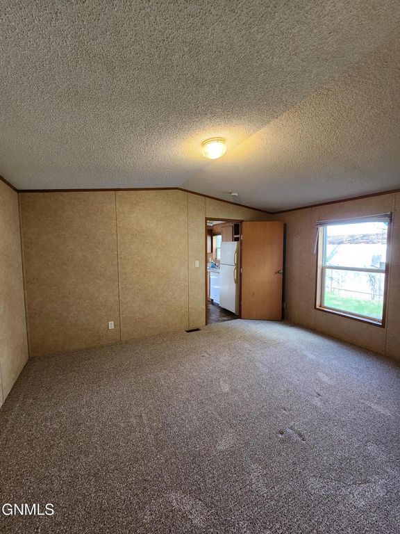 4409 Patriot Drive, Bismarck, ND 58503 photo 11