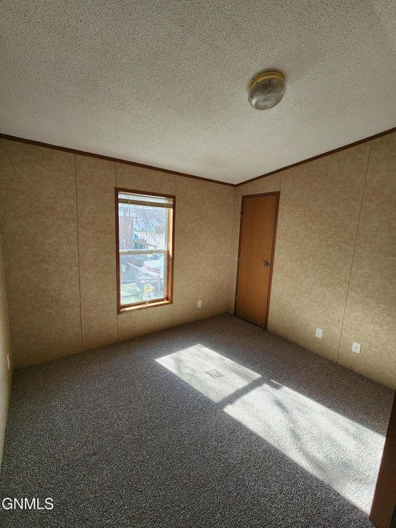 4409 Patriot Drive, Bismarck, ND 58503 photo 14