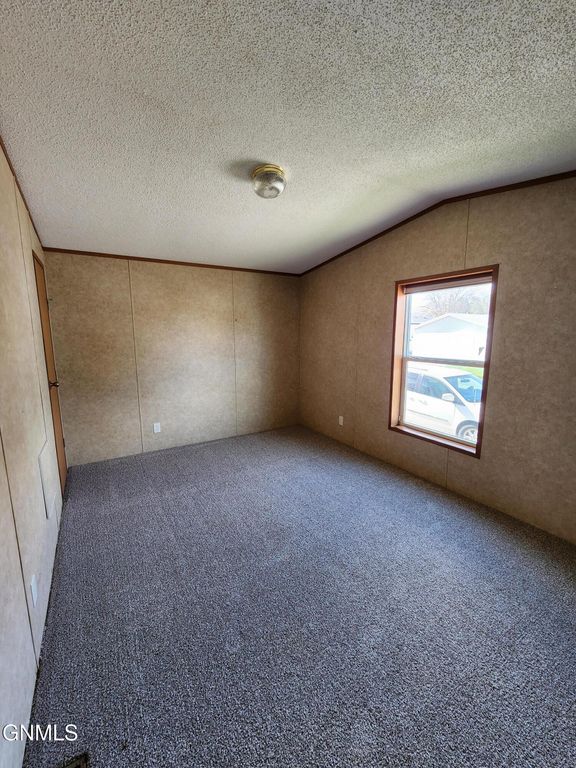 4409 Patriot Drive, Bismarck, ND 58503 photo 17