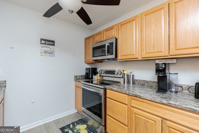1027 Carl Vinson Parkway, Centerville, GA 31028