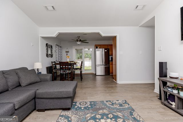 1027 Carl Vinson Parkway, Centerville, GA 31028