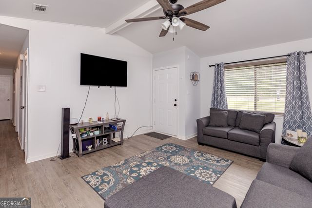 1027 Carl Vinson Parkway, Centerville, GA 31028