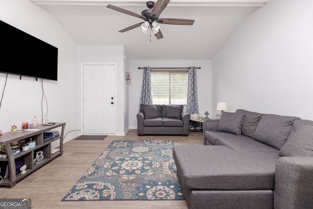 1027 Carl Vinson Parkway, Centerville, GA 31028