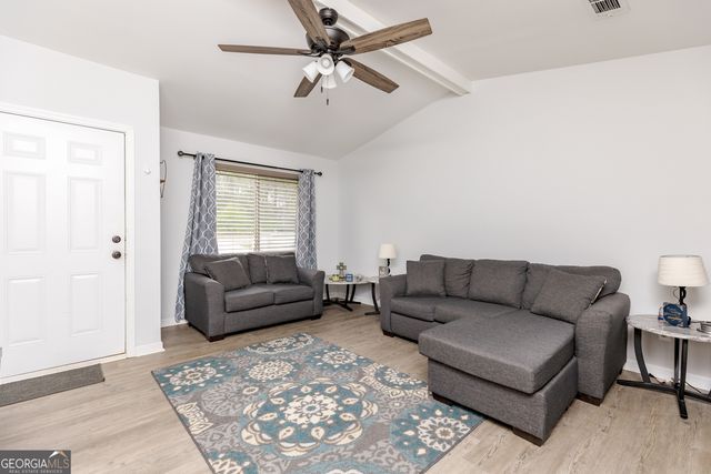 1027 Carl Vinson Parkway, Centerville, GA 31028
