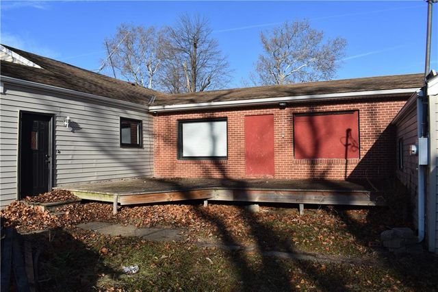 708 Lakeshore Drive, Rushville, MO 64484