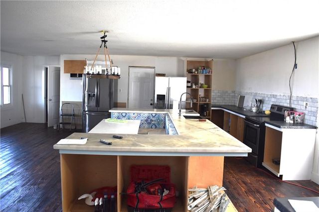 708 Lakeshore Drive, Rushville, MO 64484