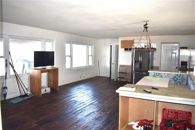 708 Lakeshore Drive, Rushville, MO 64484