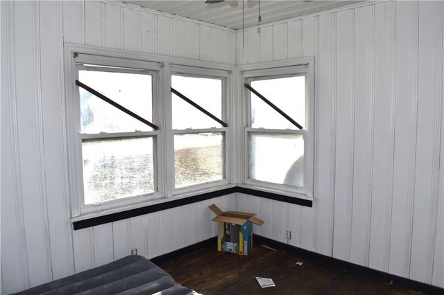 708 Lakeshore Drive, Rushville, MO 64484