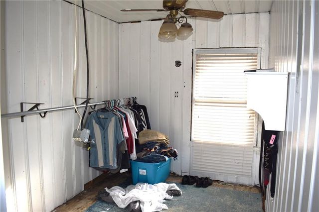 708 Lakeshore Drive, Rushville, MO 64484