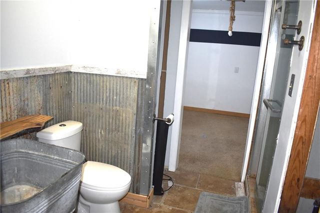 708 Lakeshore Drive, Rushville, MO 64484