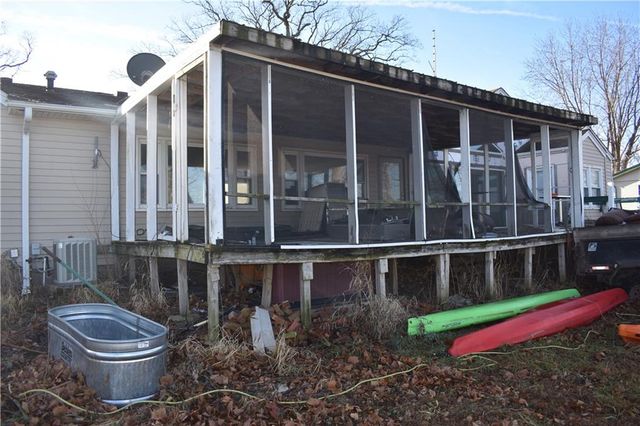 708 Lakeshore Drive, Rushville, MO 64484