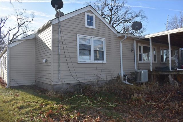 708 Lakeshore Drive, Rushville, MO 64484