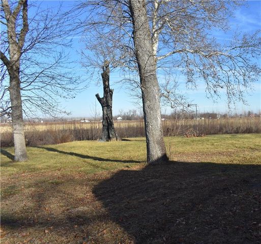 708 Lakeshore Drive, Rushville, MO 64484