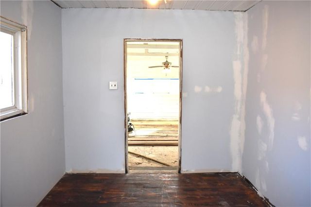 708 Lakeshore Drive, Rushville, MO 64484